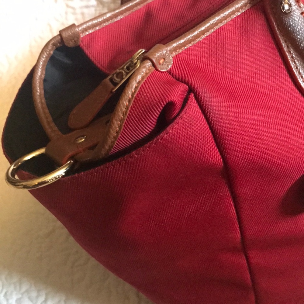 Coach Sawyer Tote - Picture 4 of 8